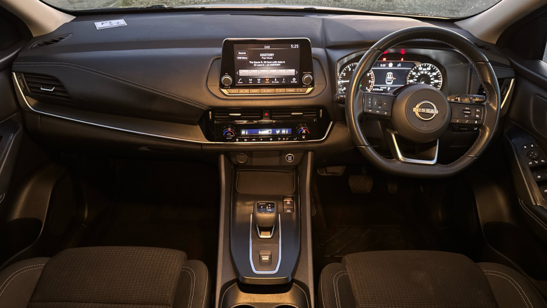 Nissan Qashqai 1.3 DiG-T MH 158 Acenta Premium 5dr Xtronic Petrol Hatchback